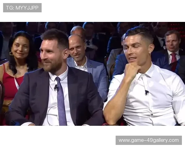 足球巨星同台竞技巅峰对决，梅西C罗聚首演绎史诗级对抗